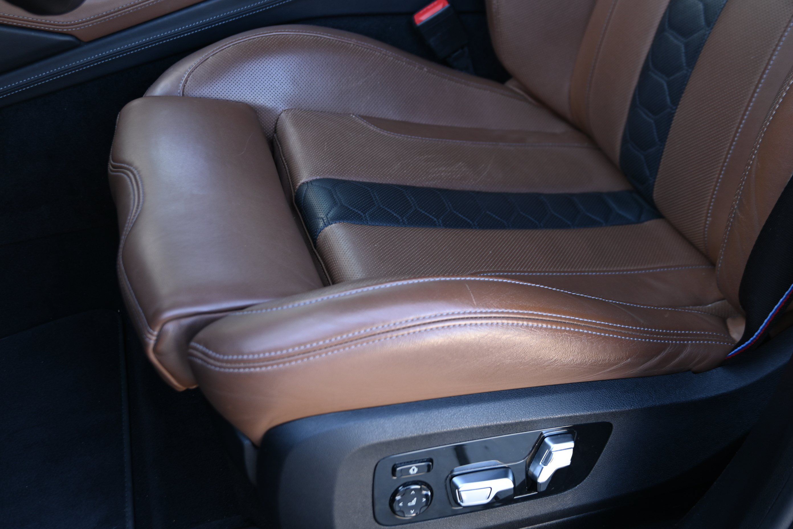 Used 2020 BMW X5 M Competition AWD/4WD image 31