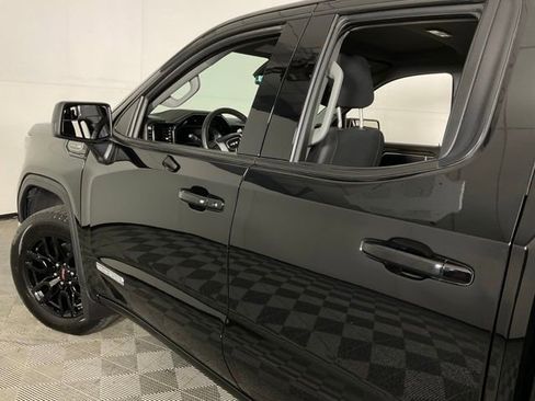 Used 2025 GMC Sierra 1500 Elevation AWD/4WD image 40