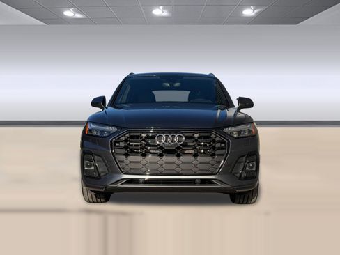 Certified 2023 Audi Q5 e Prestige w/ Prestige Package image 6