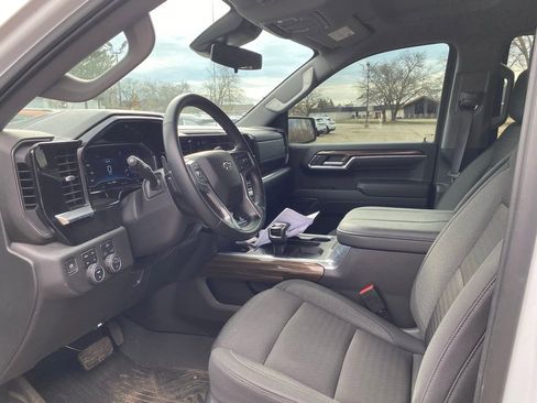 Used 2023 Chevrolet Silverado 1500 LT Trail Boss w/ Protection Package image 11