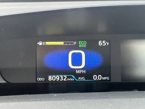 Used 2021 Toyota Prius LE FWD image 16