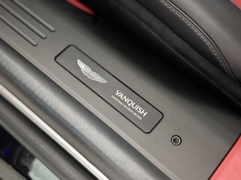 Used 2025 Aston Martin Vanquish RWD image 8