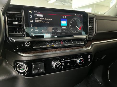 Used 2023 GMC Sierra 1500 SLE AWD/4WD image 14