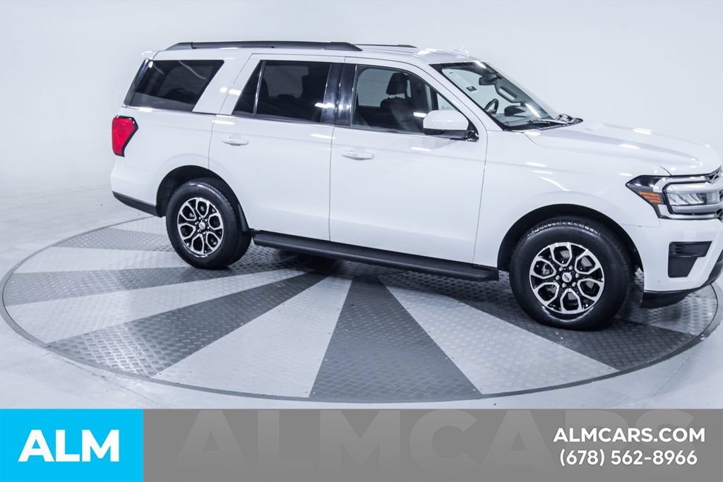 Used 2024 Ford Expedition XLT RWD image 13