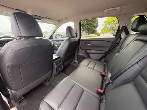 Used 2024 Nissan Rogue SL AWD/4WD image 27