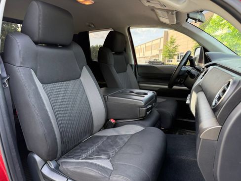 Used 2017 Toyota Tundra SR5 AWD/4WD image 35
