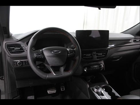 Certified 2023 Ford Escape ST-Line w/ Tech Pack #1 FWD image 6