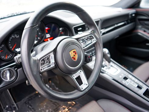 Used 2019 Porsche 911 Carrera T image 13