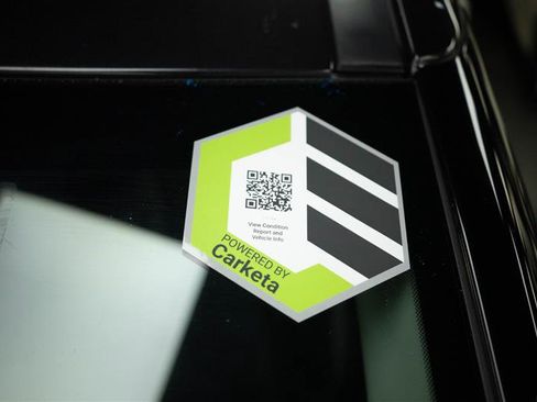 Used 2024 Kia Carnival LX image 33