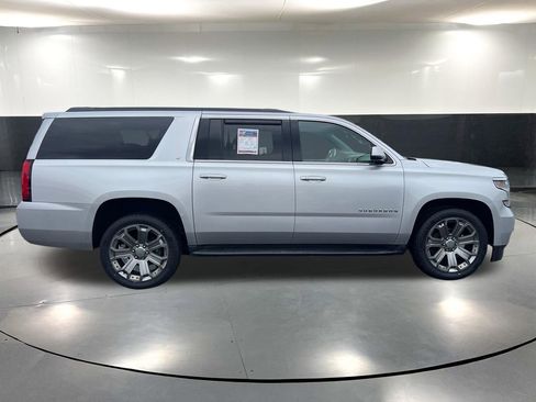 Used 2017 Chevrolet Suburban LT AWD/4WD image 4