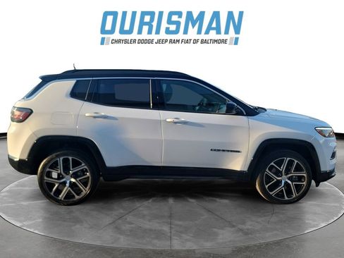 Used 2024 Jeep Compass Limited w/ Elite Group AWD/4WD image 7