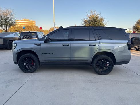 Used 2023 GMC Yukon Denali Ultimate image 3