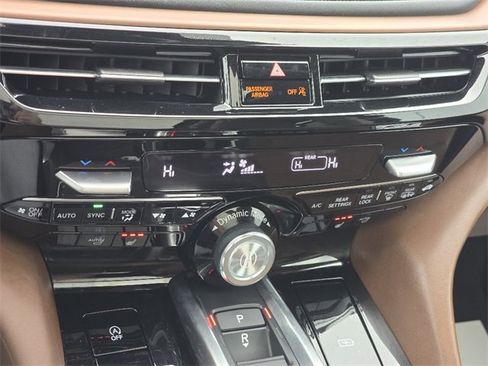 Used 2023 Acura MDX SH-AWD w/ Technology Package image 19