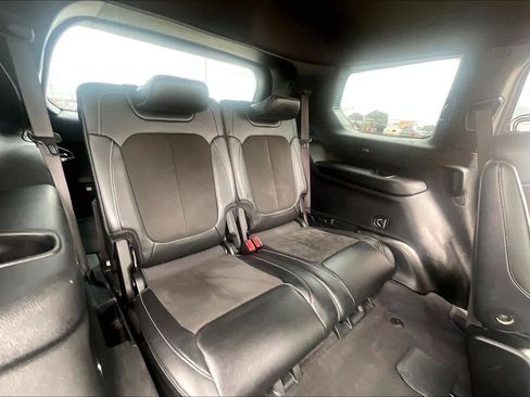 Used 2021 Jeep Grand Cherokee L Altitude image 34