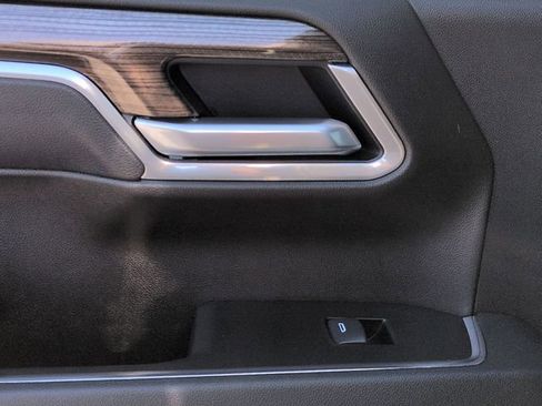 Used 2025 Chevrolet Silverado 1500 RST AWD/4WD image 27