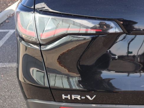 Used 2025 Honda HR-V LX image 24