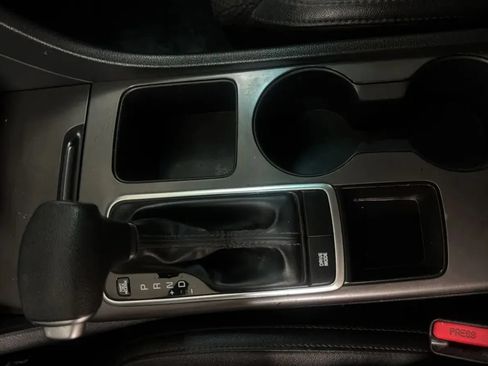Used 2019 Kia Optima S w/ S Panoramic Sunroof Package FWD image 12