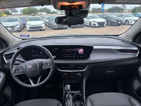 Used 2025 Buick Encore GX Preferred FWD image 32