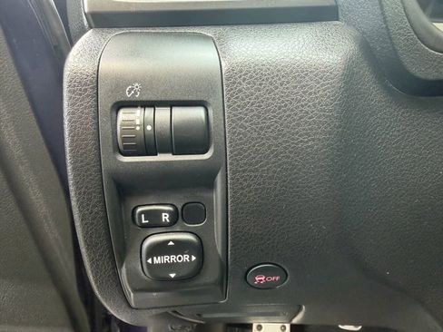 Used 2013 Subaru Impreza WRX Hatchback image 25