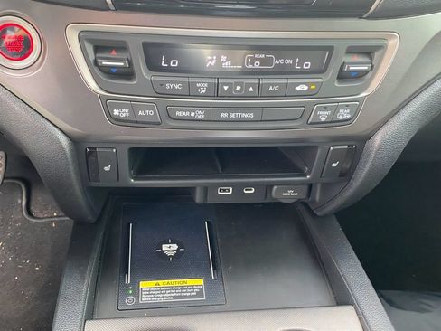 Used 2025 Honda Passport EX-L image 23