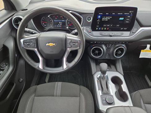 Used 2024 Chevrolet Blazer LT w/ Convenience Package FWD image 14