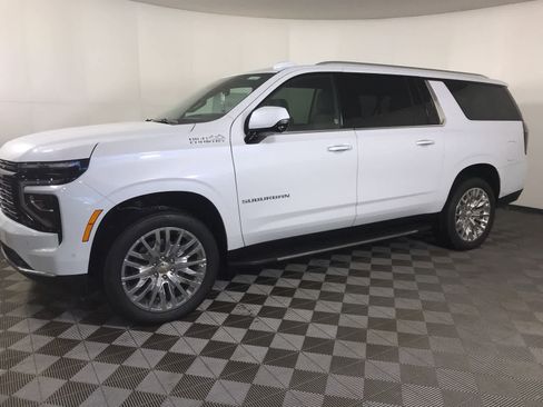 New 2026 Chevrolet Suburban High Country w/ Sun And Tow Package image 3