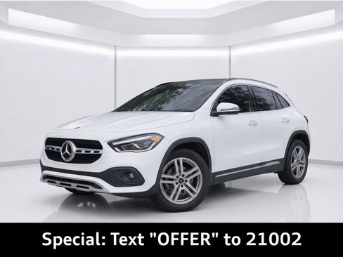 Used 2021 Mercedes-Benz GLA 250 4MATIC image 1