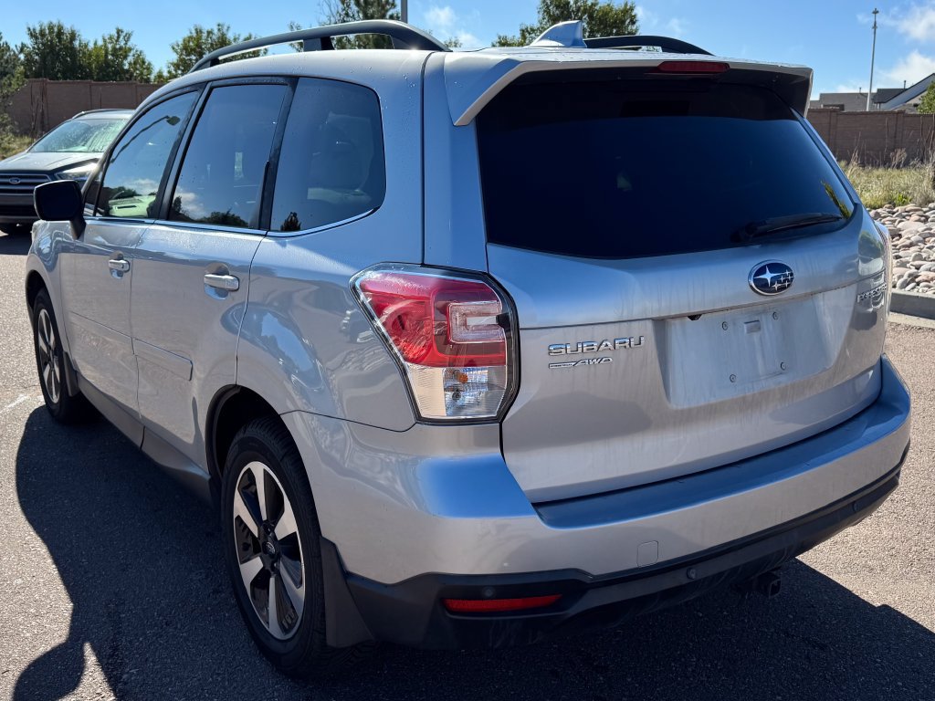 Used 2018 Subaru Forester 2.5i Limited AWD/4WD image 5