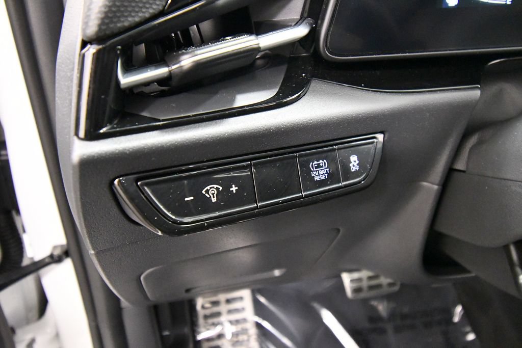 Certified 2025 Kia Niro EX Touring FWD image 20