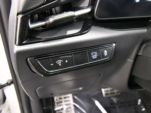 Certified 2025 Kia Niro EX Touring FWD image 20
