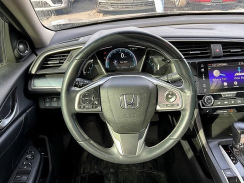 Used 2017 Honda Civic Touring image 30