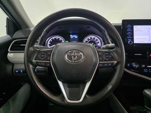 Used 2024 Toyota Camry LE w/ Convenience Package FWD image 16