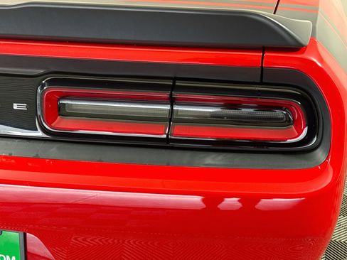 Used 2018 Dodge Challenger R/T Scat Pack RWD image 32