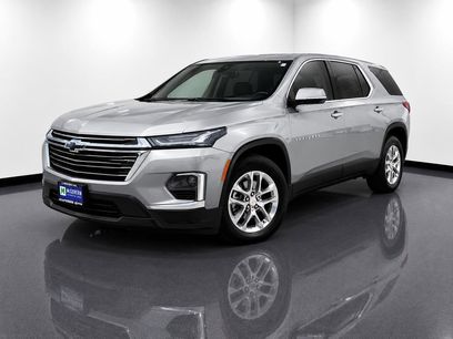Used 2023 Chevrolet Traverse LS w/ Safety Package