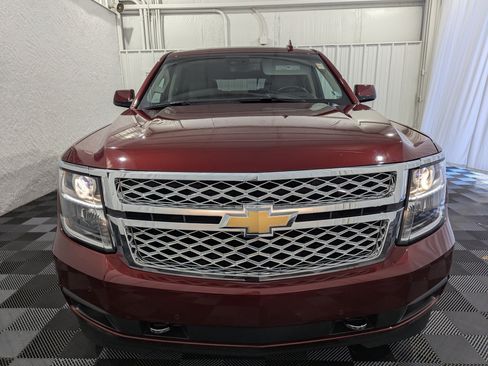 Used 2017 Chevrolet Tahoe LT w/ LT Signature Package AWD/4WD image 3