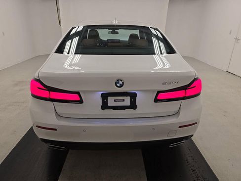 Used 2023 BMW 530i w/ Convenience Package RWD image 5