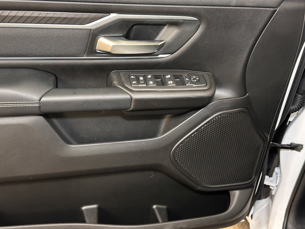 New 2026 RAM 1500 Big Horn AWD/4WD image 21