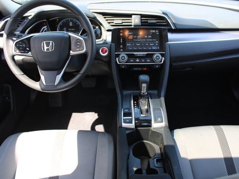 Used 2016 Honda Civic EX-T image 19