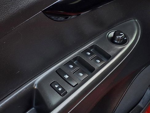 Used 2022 Chevrolet Spark LT image 17