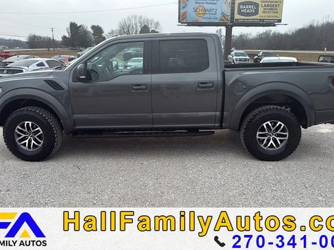 Used 2017 Ford F150 Raptor w/ Equipment Group 802A Luxury AWD/4WD image 8