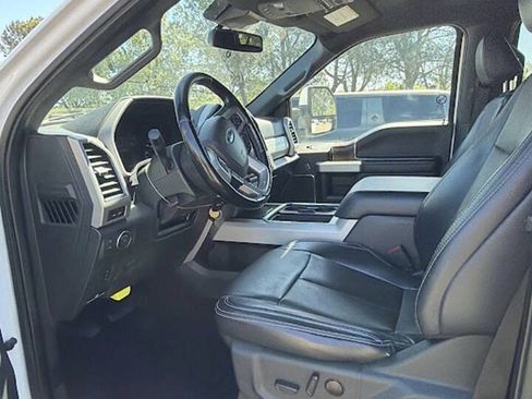 Used 2022 Ford F250 Lariat w/ Lariat Value Package AWD/4WD image 10