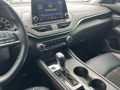 Used 2019 Nissan Altima 2.5 SR image 20