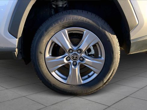 Used 2024 Toyota RAV4 XLE image 10