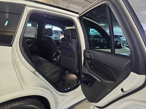New 2026 BMW X5 xDrive50e w/ Executive Package AWD/4WD image 40