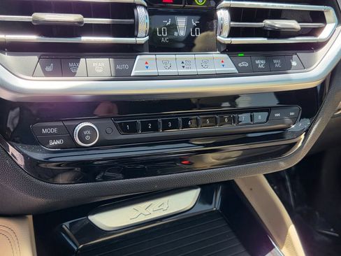 Used 2025 BMW X4 xDrive30i w/ Premium Package AWD/4WD image 30