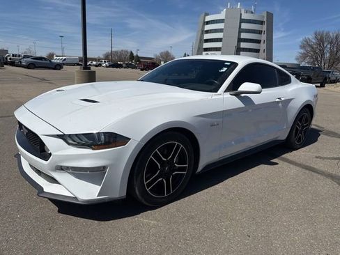 Used 2018 Ford Mustang GT RWD image 6