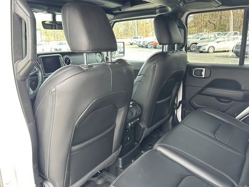 Used 2023 Jeep Wrangler Unlimited Sahara w/ Cold Weather Group image 19