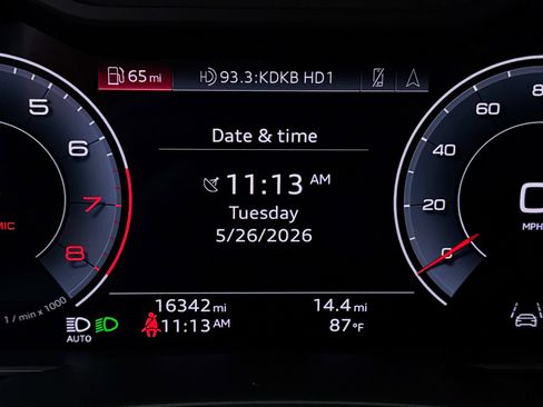 Used 2023 Audi Q7 3.0T Premium Plus AWD/4WD image 38