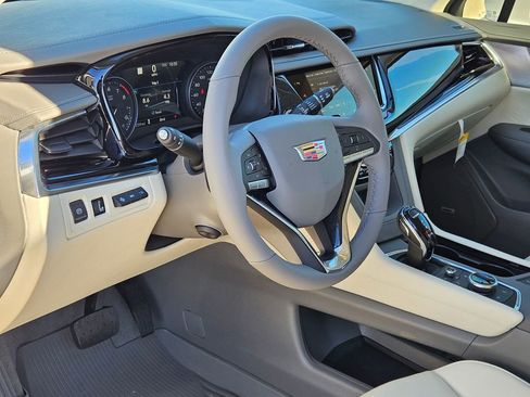 New 2025 Cadillac XT6 Premium Luxury w/ Technology Package image 10