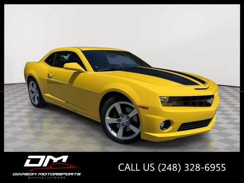 Used 2010 Chevrolet Camaro SS w/ RS Package RWD image 1